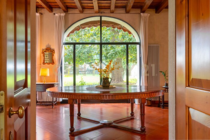 Casa con 16 locali in vendita in Via San Stefano, Breganze