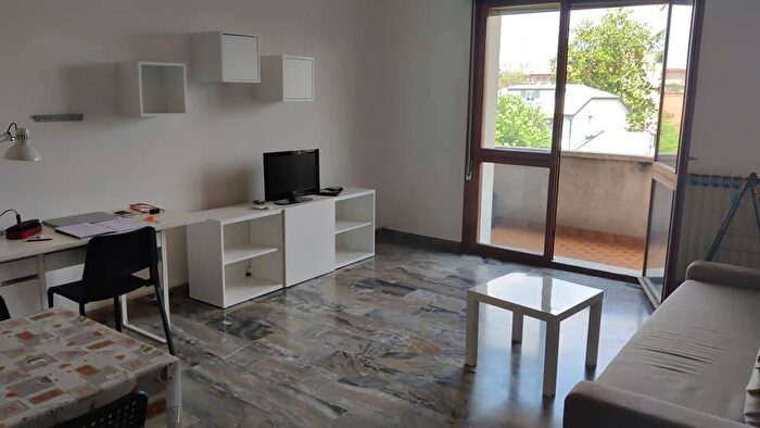 Appartamento quadrilocale in affitto in Viale Felice Cavallotti, Madonna Pellegrina, Padova