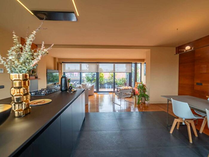 Appartamento trilocale in affitto in Viale Lombardia, Città Studi, Milano