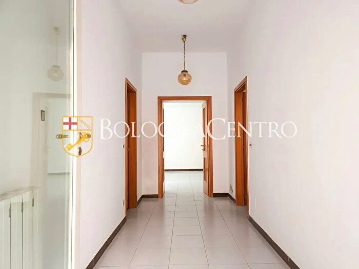 Appartamento quadrilocale in vendita in Strada Maggiore, Bologna