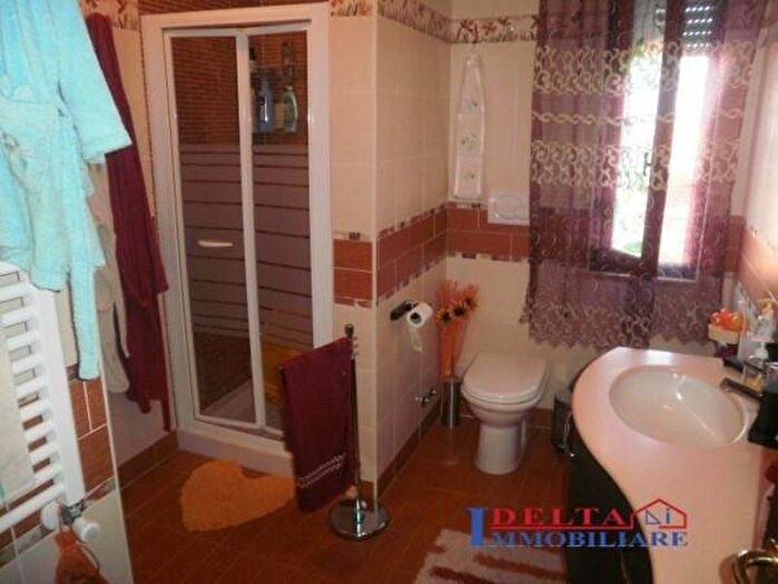 Casa quadrilocale in vendita in Area Residenziale Rosignano Solvay, Rosignano Marittimo