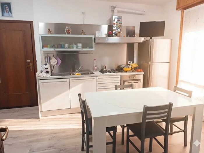 Appartamento quadrilocale in affitto in Via Sant'Alberto, Badia Polesine