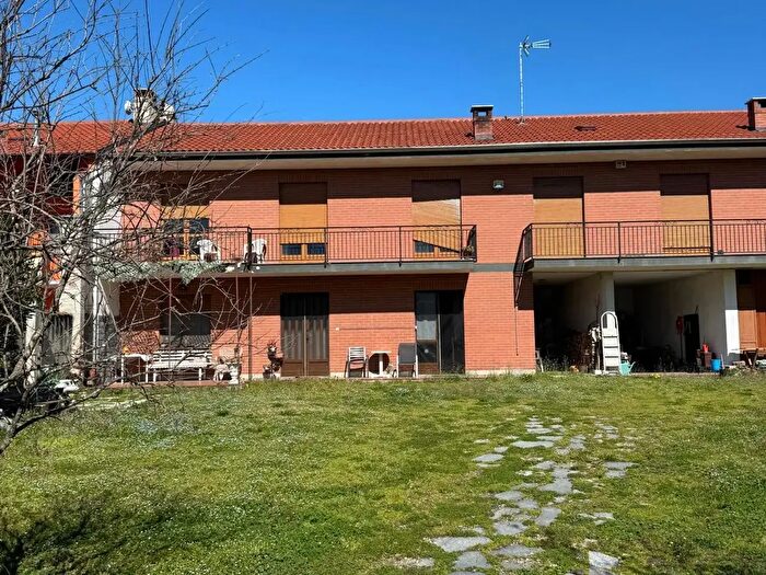 Casa con 10 locali in vendita in Via Milanere, Almese