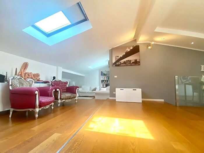 Appartamento quadrilocale in vendita in Massa