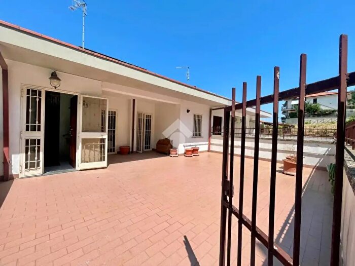 Casa con 5 locali in vendita in Località Cancelletto, Valentano