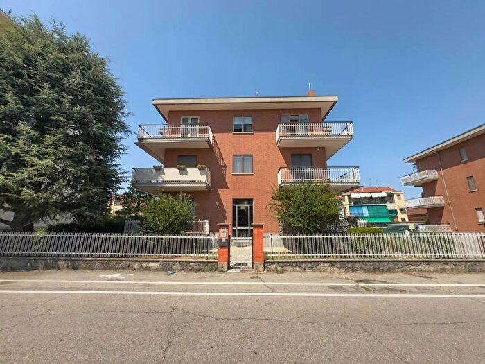 Appartamento trilocale in affitto in Via Ungaretti, Moncalieri