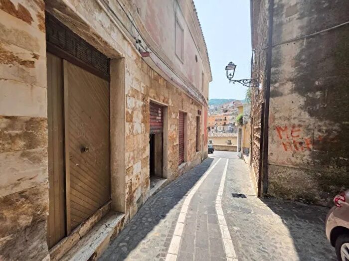 Casa con 8 locali in vendita in CoriglianoRossano Via Luigi Palma, CoriglianoRossano