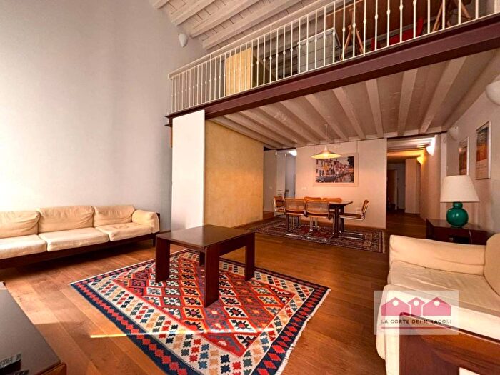 Appartamento trilocale in affitto in Corso Palladio, Centro Storico, Vicenza