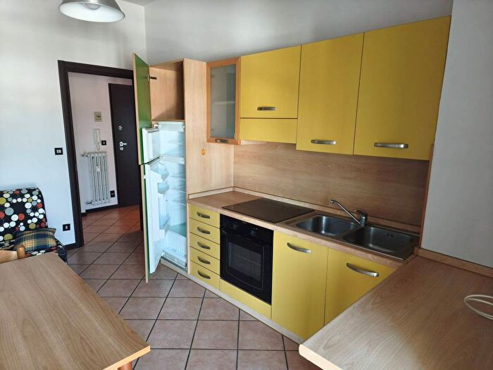 Appartamento bilocale in affitto in Via Dario Scaglione, Borgo Piave Corso Europa Zona Ferrero, Alba