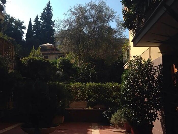 Appartamento bilocale in vendita in Clivo delle Mura Vaticane, Roma