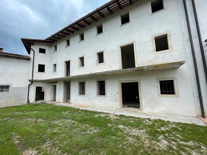 Casa trilocale in vendita in Via Ponte Armistizio, Forgaria Nel Friuli