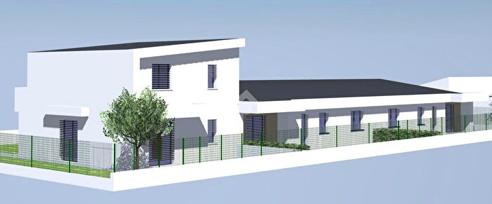 Casa trilocale in vendita in Via Cisa, Borgo Virgilio