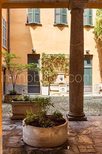 Appartamento monolocale in affitto in Via Vittorio Emanuele II, Centro Storico, Como