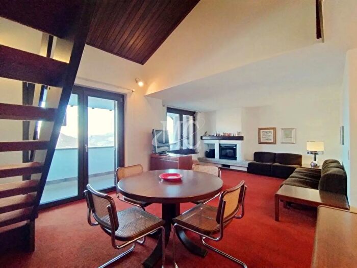 Appartamento quadrilocale in vendita in Viale Monte Baldo, Brentonico