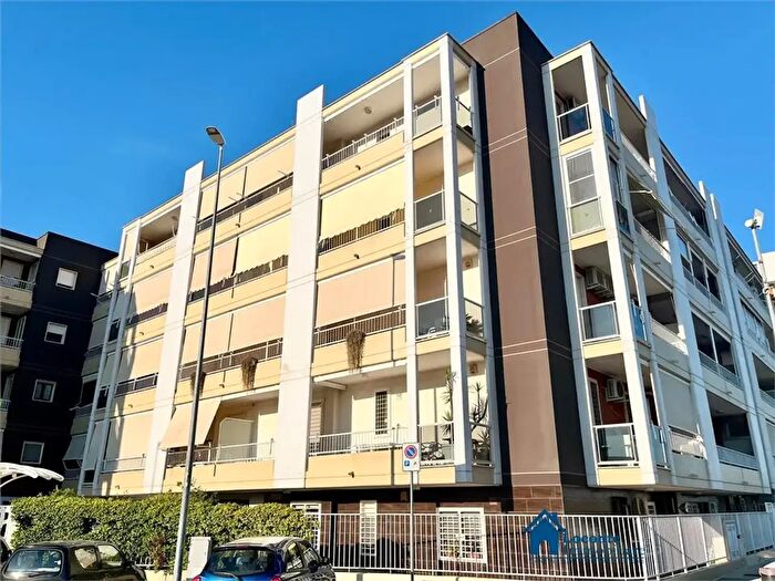 Appartamento trilocale in vendita in Capurso