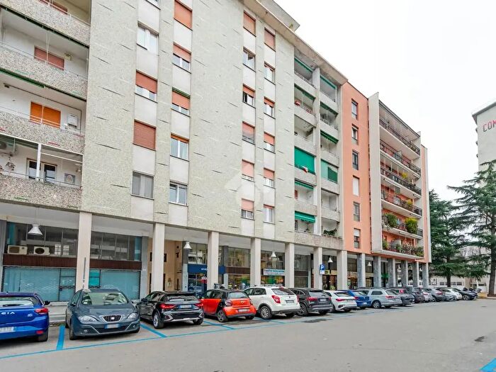 Appartamento bilocale in vendita in Piazza della Resistenza, Sesto San Giovanni