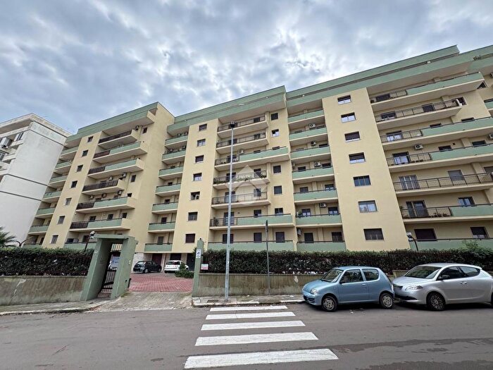 Appartamento quadrilocale in affitto in Via del Lavoro, Brindisi