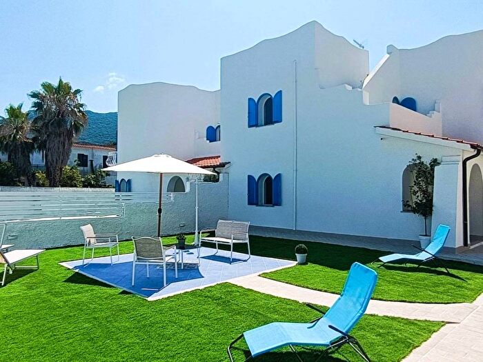 Casa con 5 locali in affitto in Via Celestino II, Centro, San Felice Circeo