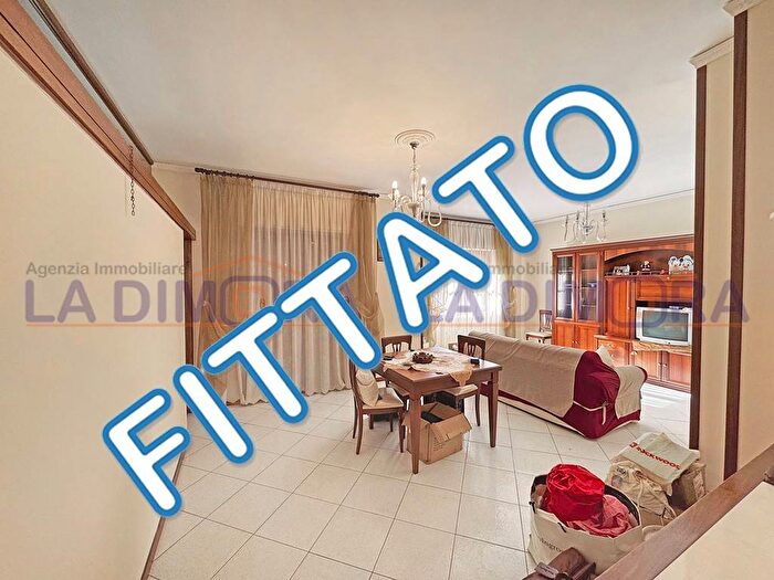 Appartamento quadrilocale in affitto in Via Ettore Corcioni, Aversa