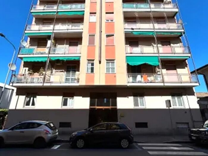 Appartamento trilocale in vendita in Via Roma, Lodi Vecchio