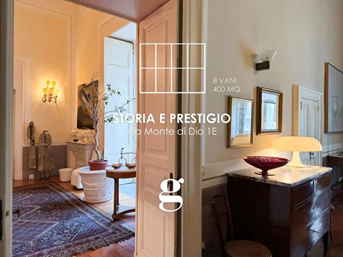 Appartamento con 10 locali in vendita in Via Monte di Dio E, Napoli