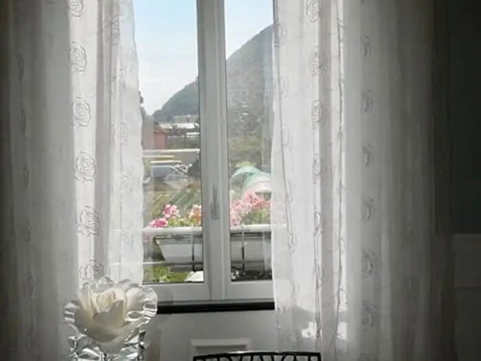 Appartamento con 5 locali in vendita in Finale Ligure