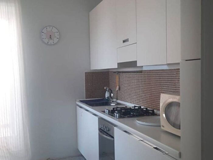 Appartamento trilocale in affitto in Via Regina Margherita, Marcellinara