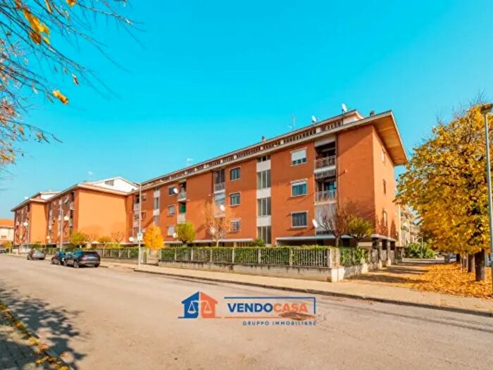 Appartamento quadrilocale in vendita in Via Gozzano, Bra