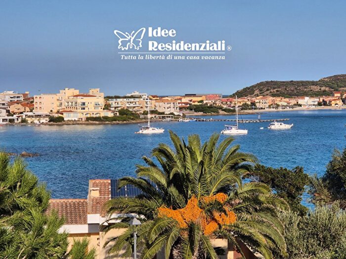 Casa con 5 locali in vendita in Golfo Aranci