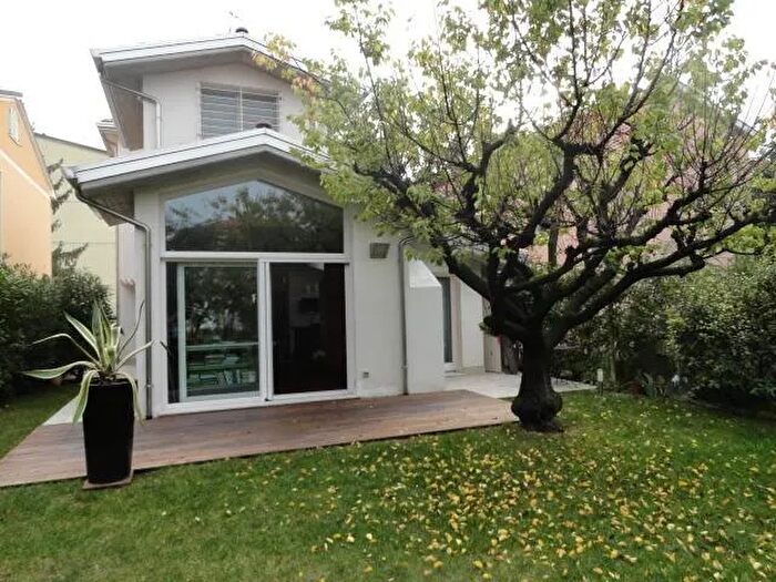 Casa con 7 locali in vendita in Via Mario Montanari Ravenna, Ravenna