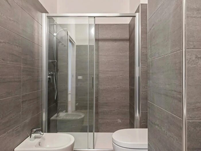 Appartamento monolocale in affitto in Via Luciano Manara, Milano