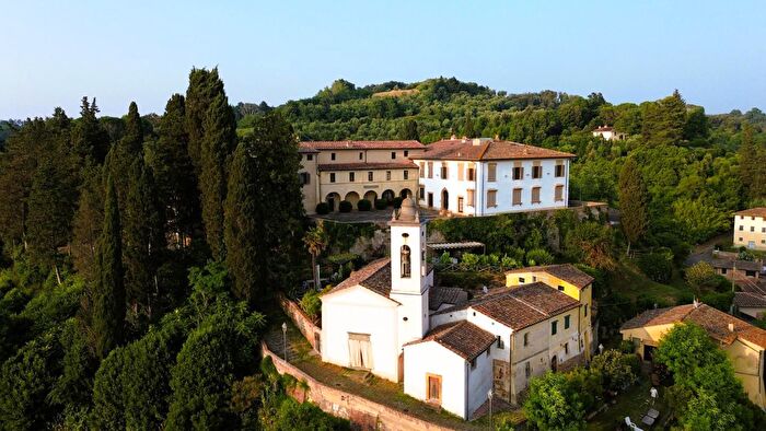 Appartamento trilocale in vendita in Palaia