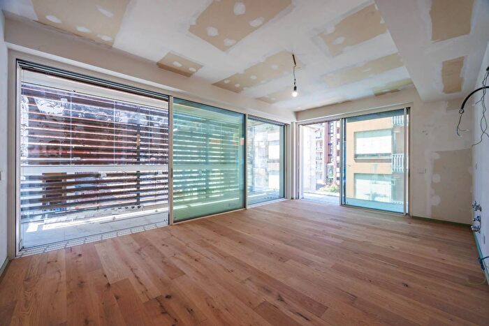 Appartamento trilocale in vendita in Via Giovanni da Verazzano, Torino