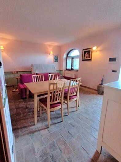 Casa con 5 locali in vendita in Via della Libertà, San Vito Romano