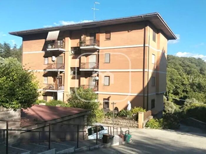 Appartamento trilocale in vendita in Via Martino V, Genazzano