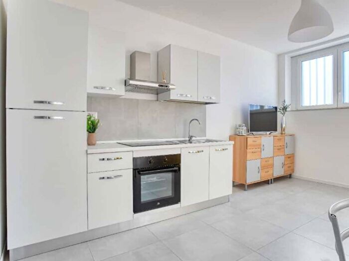 Appartamento bilocale in affitto in Via Giovanni Battista Cassinis, Corvetto, Milano