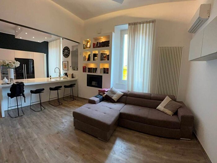 Appartamento trilocale in affitto in Via Firenze, Piazza Salotto Corso Umberto, Pescara