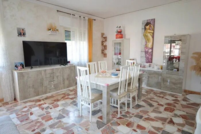 Appartamento quadrilocale in vendita in CoriglianoRossano Viale Madre Isabella De Rosis, CoriglianoRossano