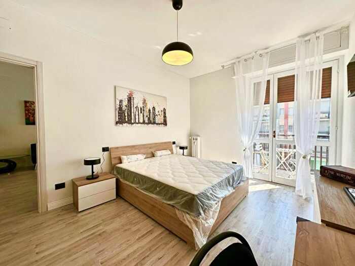 Appartamento bilocale in affitto in Via Marco D'Agrate, Corvetto, Milano