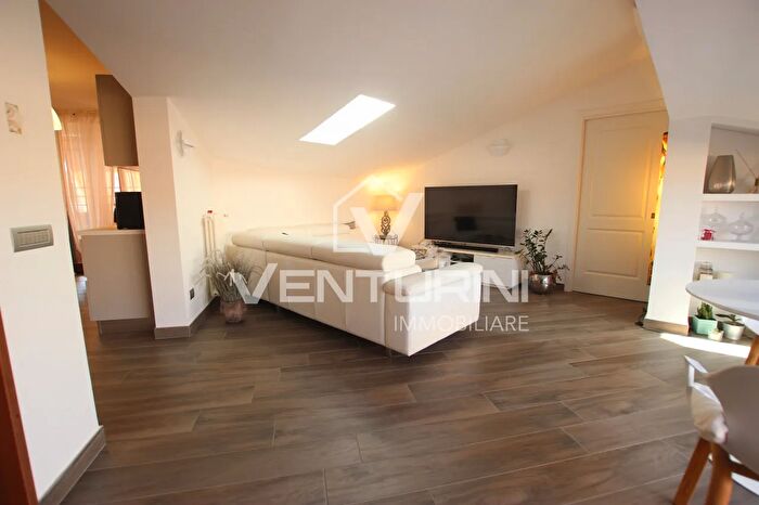 Appartamento trilocale in vendita in Via Lombardia, Aprilia