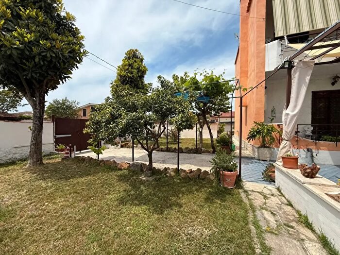 Casa quadrilocale in vendita in Via Isonzo, Ardea