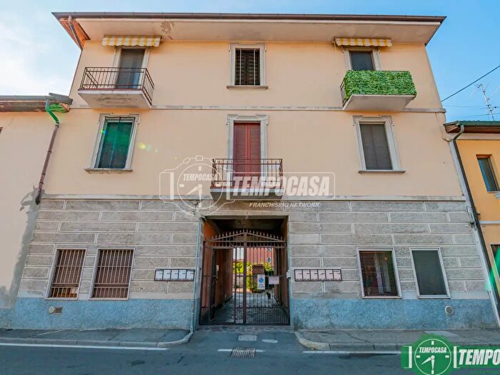 Appartamento bilocale in vendita in Via Piave, Lodi Vecchio