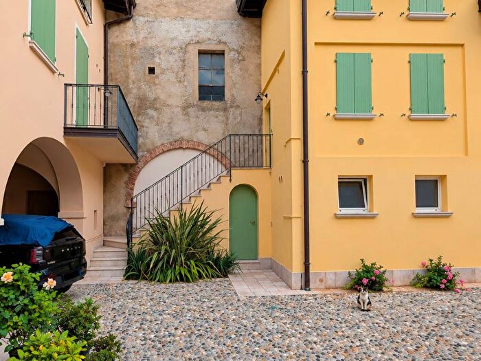 Appartamento quadrilocale in affitto in Via San Rocco, Centro, Vobarno
