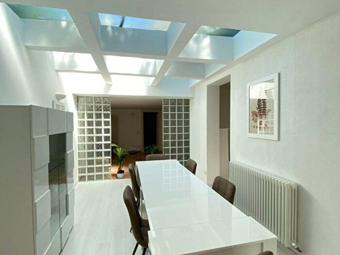 Appartamento quadrilocale in affitto in Viale Fratelli Cairoli, Abissinia, Riccione