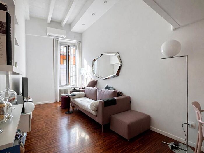 Appartamento bilocale in affitto in Via Pietro Custodi, Corso San Gottardo, Milano