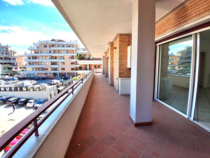 Appartamento trilocale in affitto in Corso Vittorio Emanuele, Torre del Greco