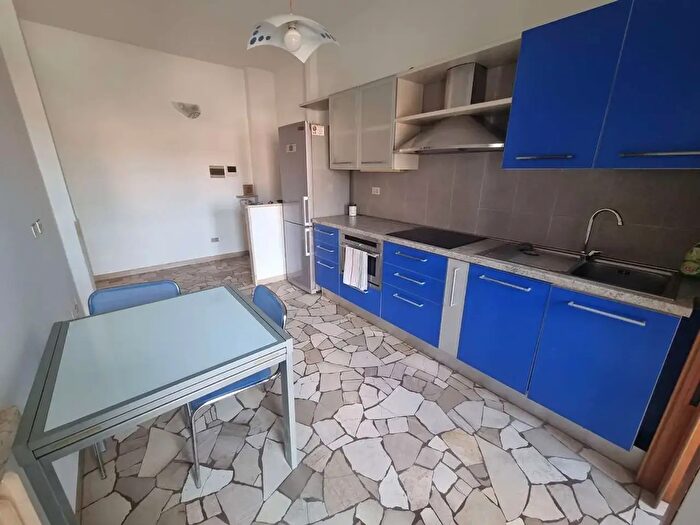 Appartamento bilocale in vendita in Via Beccaria, Limbiate