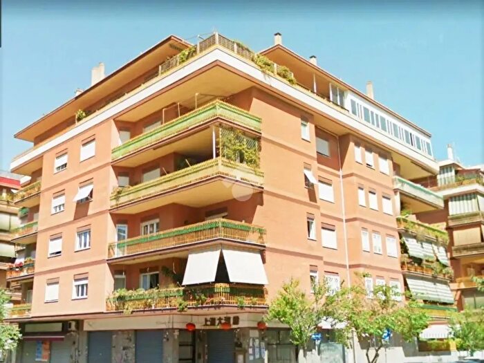 Appartamento bilocale in affitto in Via delle Gondole, Roma