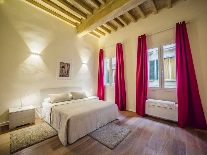 Appartamento bilocale in affitto in Via dei Pepi, SantAmbrogio, Firenze