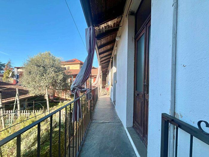 Casa trilocale in vendita in Via Repubblica, Verbania